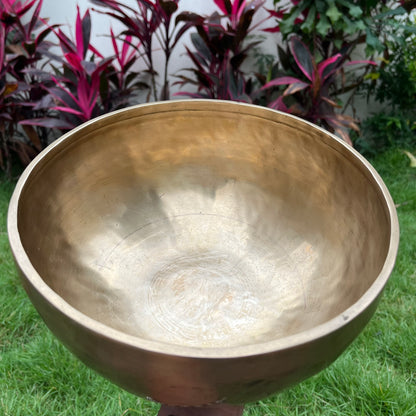 HANDMADE TIBETAN SINGING BOWL [BRONZE]