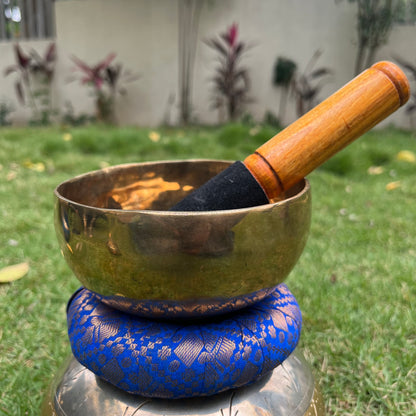 HANDMADE TIBETAN SINGING BOWL [BRONZE]