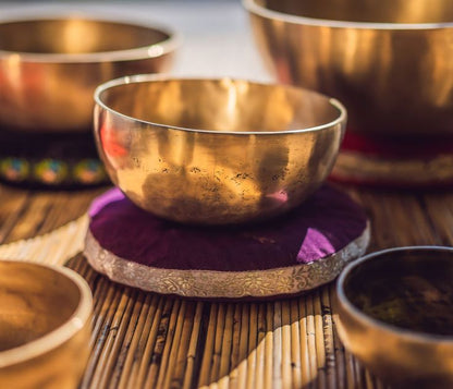 HANDMADE TIBETAN SINGING BOWL [BRONZE]